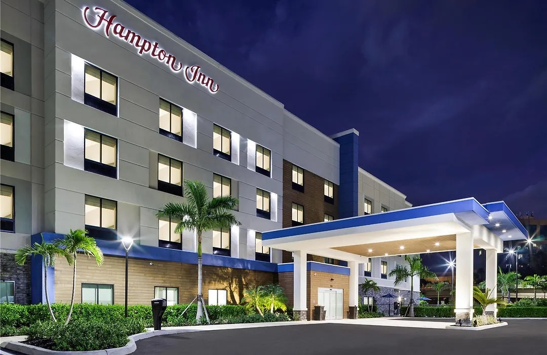Hampton Inn Fort Myers Downtown-1